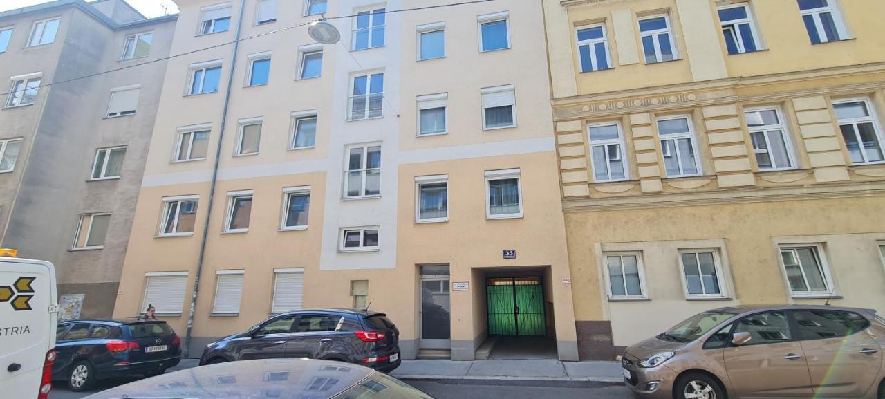 Quiet & Stylish Apartment In Vienna For 4 Guests Екстер'єр фото